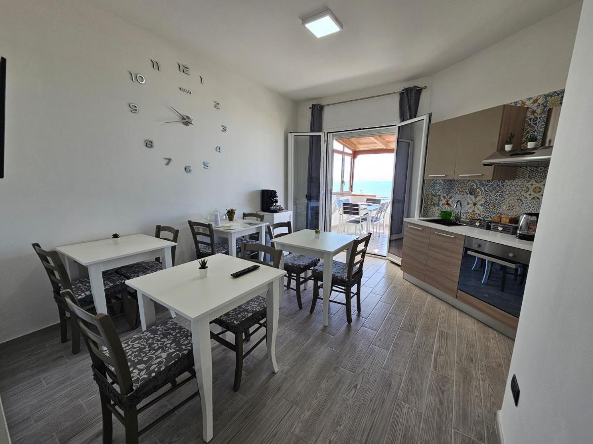 Frontemare Locazione Turistica Hotel Porto Empedocle Exterior photo